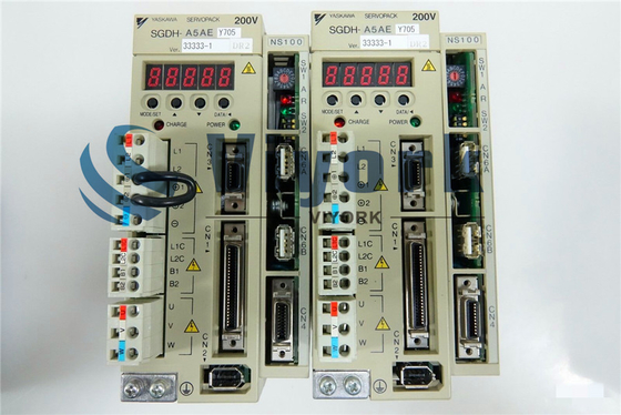 Yaskawa SGDH-A5AEY705 Industrial Servo Drive 50 / 60HZ 200 - 230VAC INPUT 1.1AMP