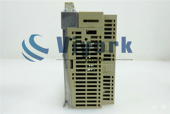 Yaskawa SGDH-A5AEY705 Industrial Servo Drive 50 / 60HZ 200 - 230VAC INPUT 1.1AMP