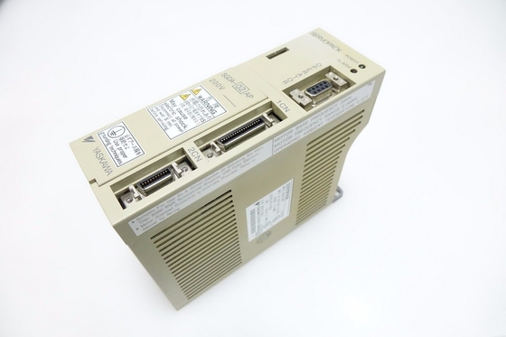 Yaskawa SGDA-02AP AC SERVO AMPLIFIER 200-230V 4/2A 200W 50/60HZ NEW