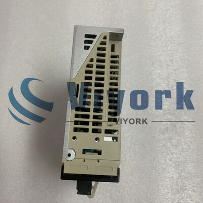 Yaskawa SGDS-02F01A SERVO DRIVE NEW