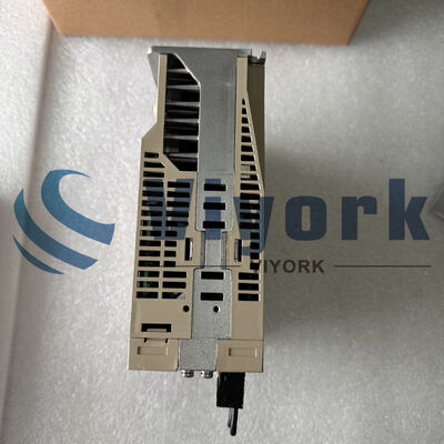 NEW Yaskawa SGDS-08A01A SERVO DRIVE 200-230V IN 0-230V 750W OUT SERVOPACK