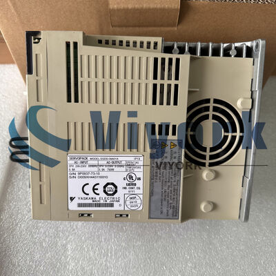 NEW Yaskawa SGDS-08A01A SERVO DRIVE 200-230V IN 0-230V 750W OUT SERVOPACK