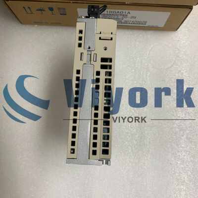 Yaskawa SGDV-1R6A01A SIGMA-5 SERVO DRIVE 230V SOURCE VOLTAGE 1.6 AMPS NEW
