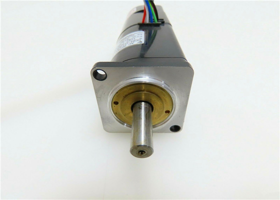 Yaskawa Servo Motor Industrial SGM -01A312 100W 0.318N . M 200V 3000RPM